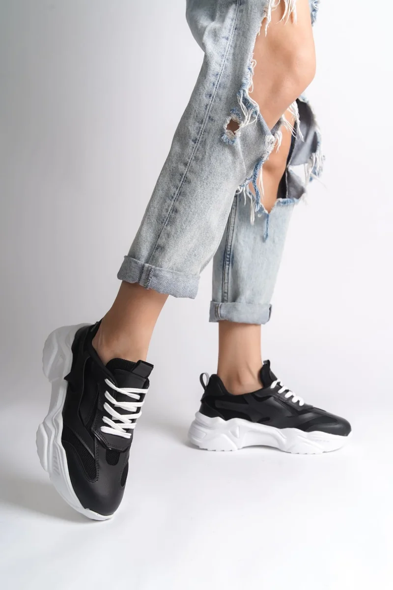 TOKYO Bağcıklı Ortopedik Taban Triko Detaylı Kadın Spor Ayakkabı  TBT - Siyah