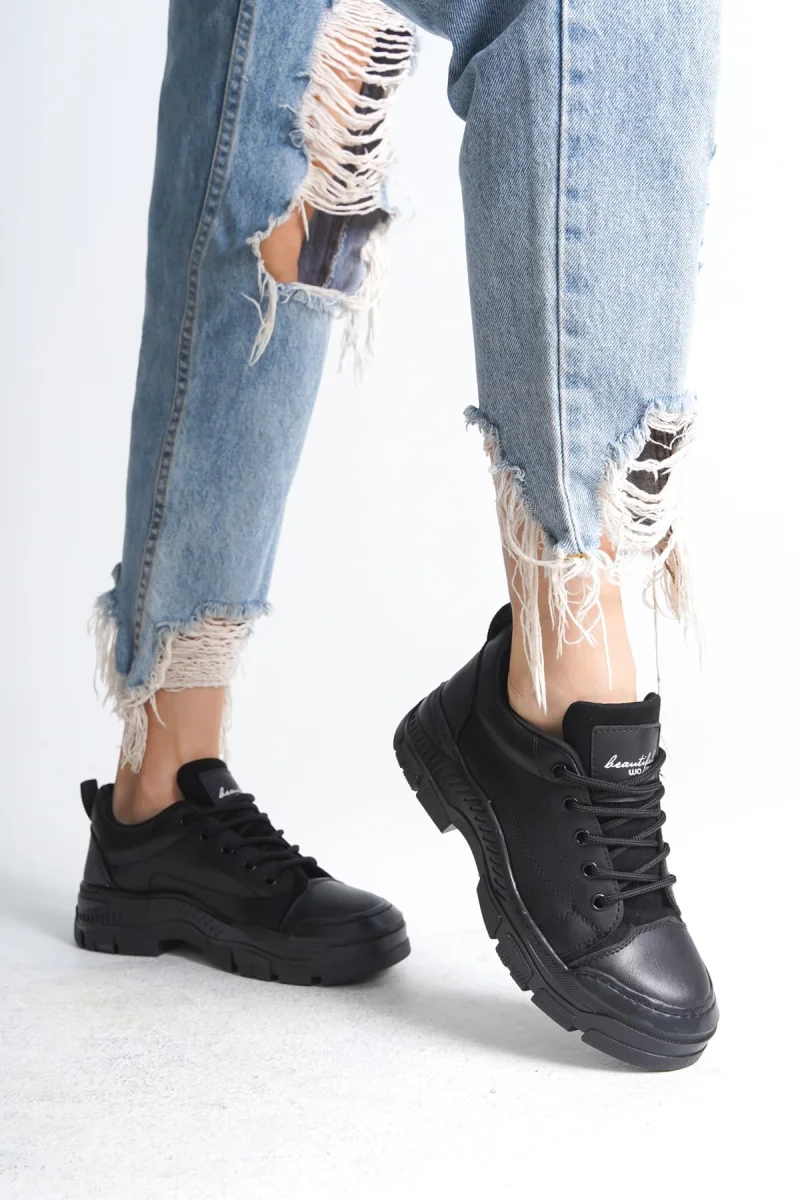 JANE Bağcıklı Ortopedik Taban Kadın Sneaker Spor Ayakkabı  CST - Siyah