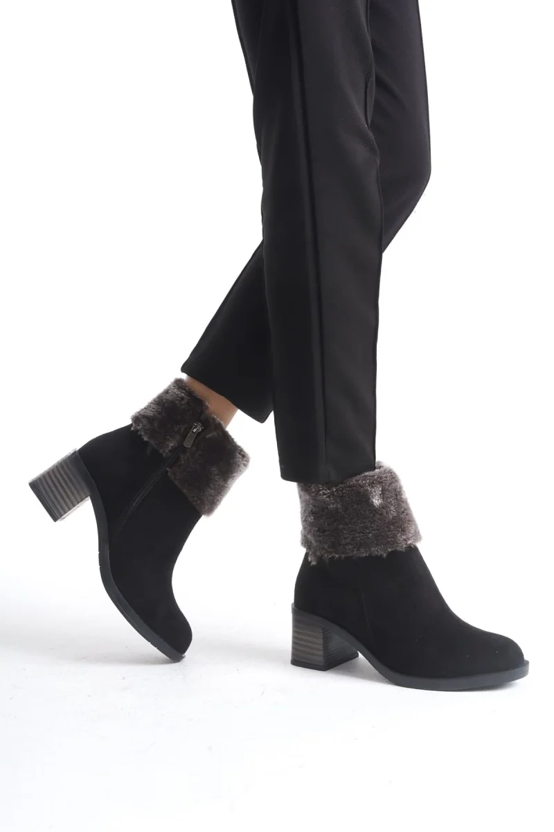 KATYA Fermuarlı Ortopedik Taban Topuklu Kürk Detaylı Süet Kadın Bot  SST - Siyah