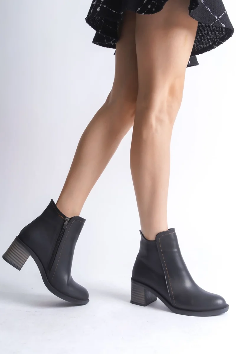 LARISSA Fermuarlı Ortopedik Taban Topuklu Kadın Bot  CST - Siyah