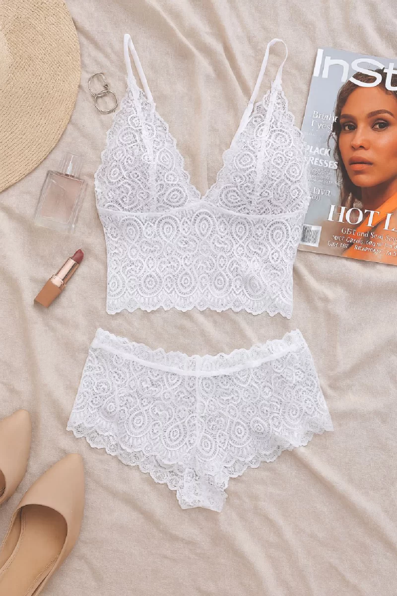 Kadın Beyaz Dantel Bralet Şort Takımı – Romantik Ve Zarif İç Giyim