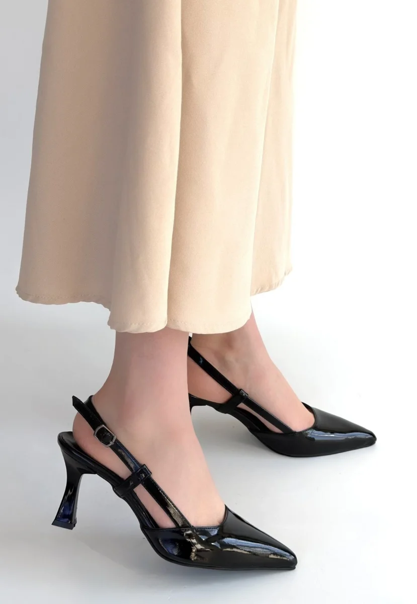 Hoost Siyah Rugan Topuklu Ayakkabı