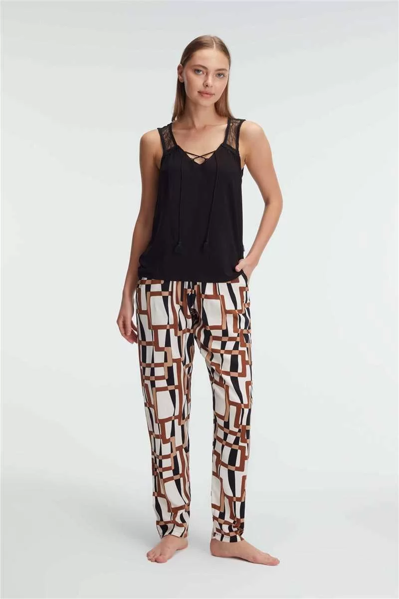 Sıfır Kol V Yaka Viskon Geometrik Yazlık Uzun İp Detaylı Pijama Takımı