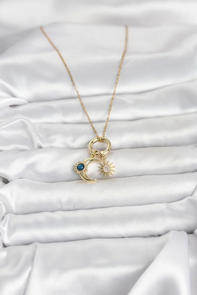 316L Çelik Gold Renk Gece Gündüz Tema Charmlı Kadın Kolye