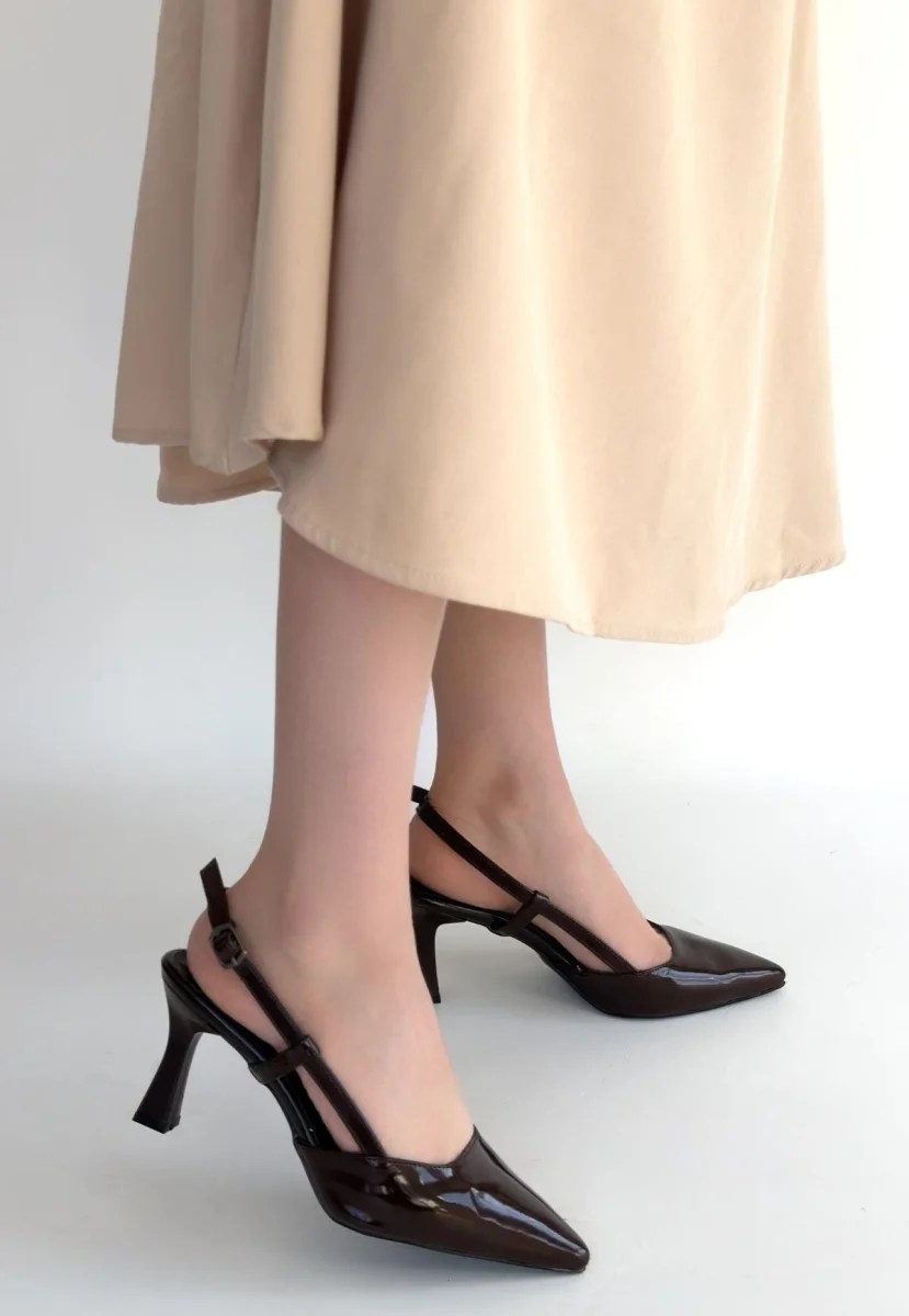 Hoost Kahverengi Rugan Topuklu Ayakkabı