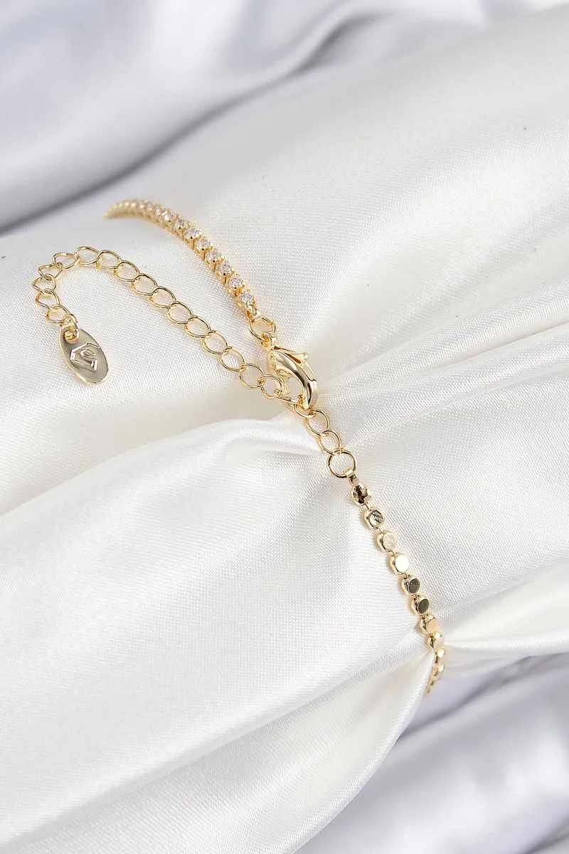 Pirinç Zirkon Taşlı Damla Model Ezme Zincir Gold Renk Kadın Bileklik