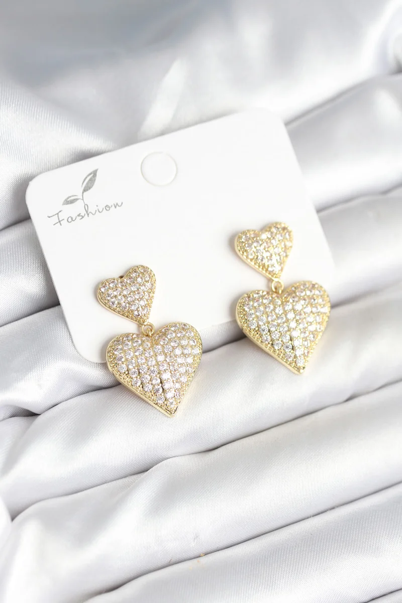 Kalp Model Zirkon Taşlı Gold Renk Pirinç Kadın Küpe