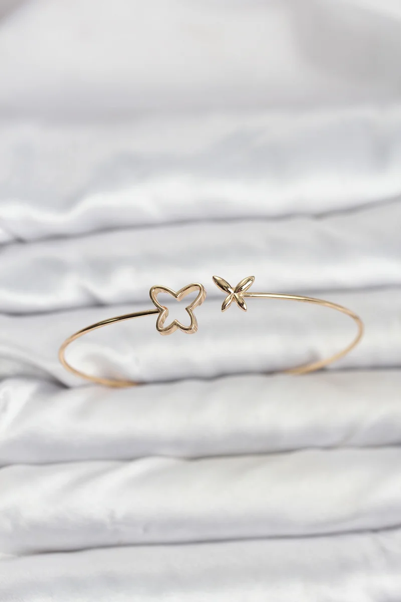 Kelebek Model Gold Renk Bileklik