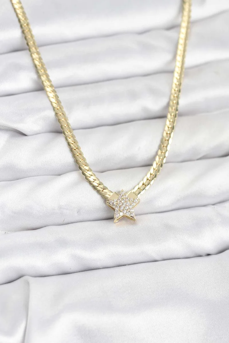 Gold Renk Pirinç Yıldız Zirkon Taşlı Kadın Kolye