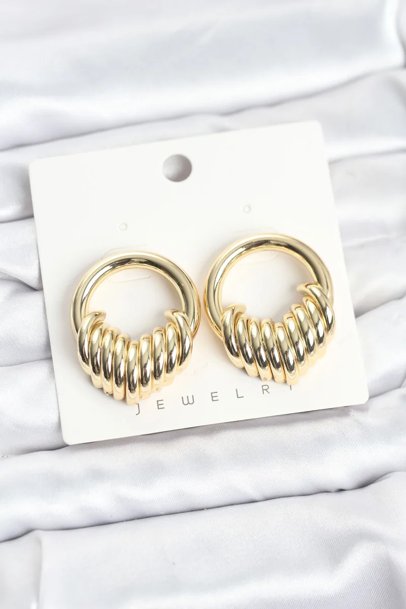 Pirinç Gold Renk Halka Sarmal Model Vintage Kadın Küpe