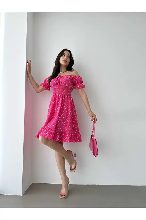 Kayık Yaka Gipeli Bürümcük Mini Elbise – Pembe