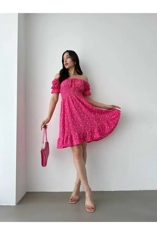 Kayık Yaka Gipeli Bürümcük Mini Elbise – Pembe