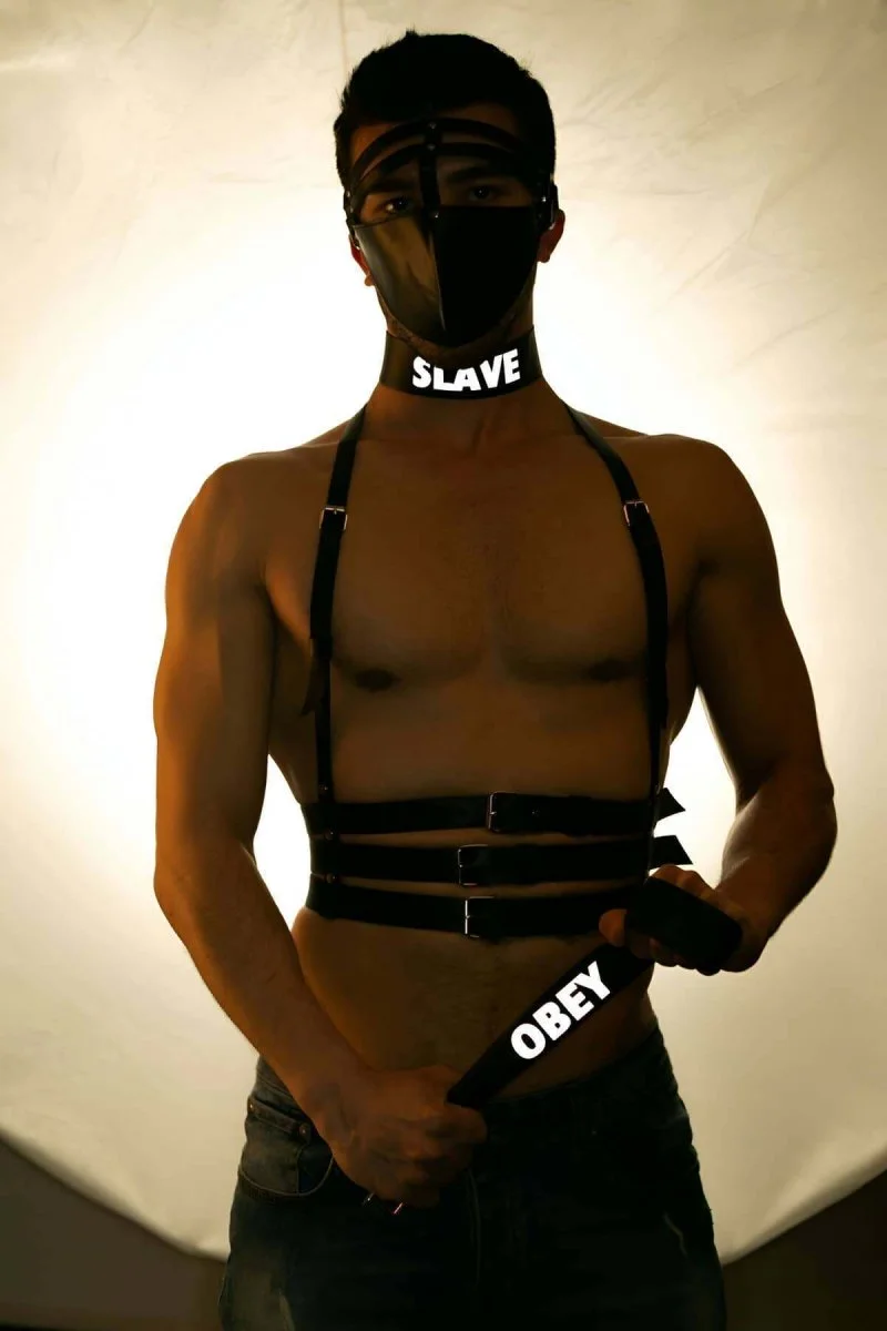 Slave Ve Obey Baskılı Reflektörlü Deri Choker