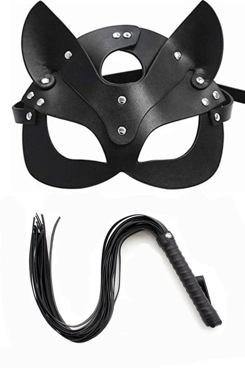 Fantezi Maske Ve Kırbaç