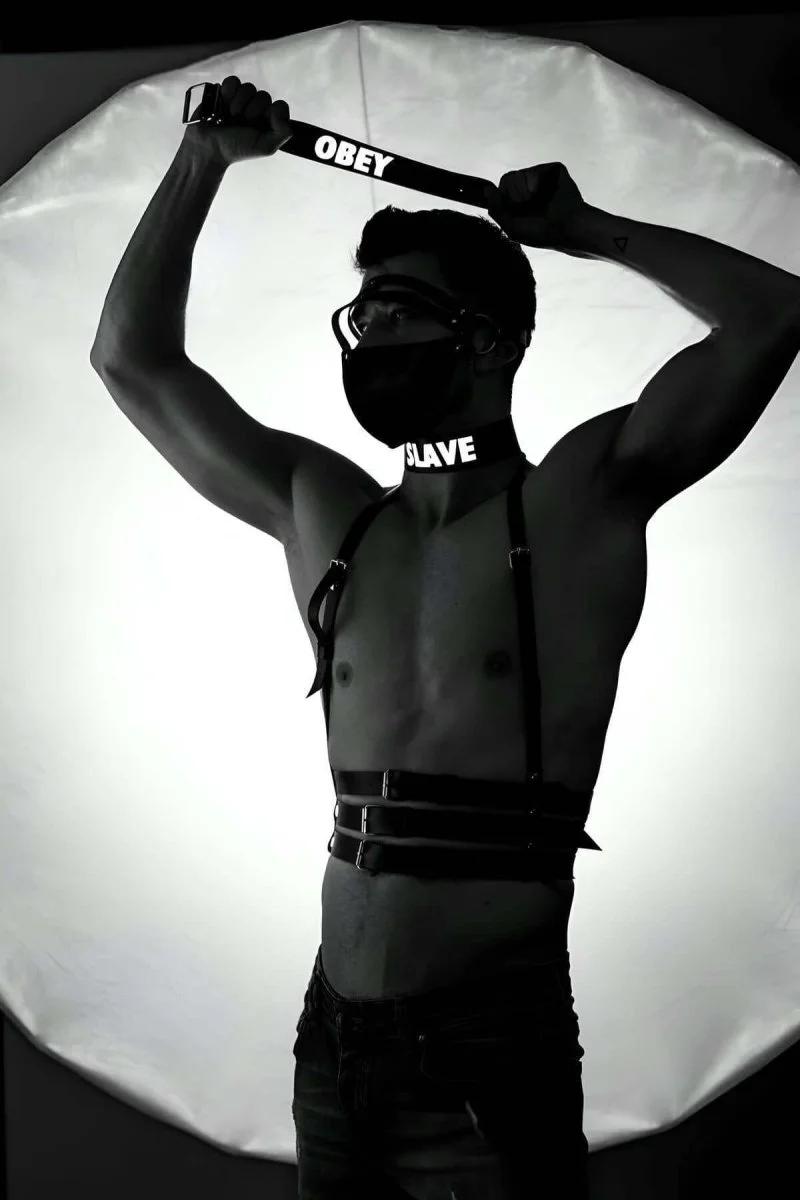 Slave Ve Obey Baskılı Reflektörlü Deri Choker