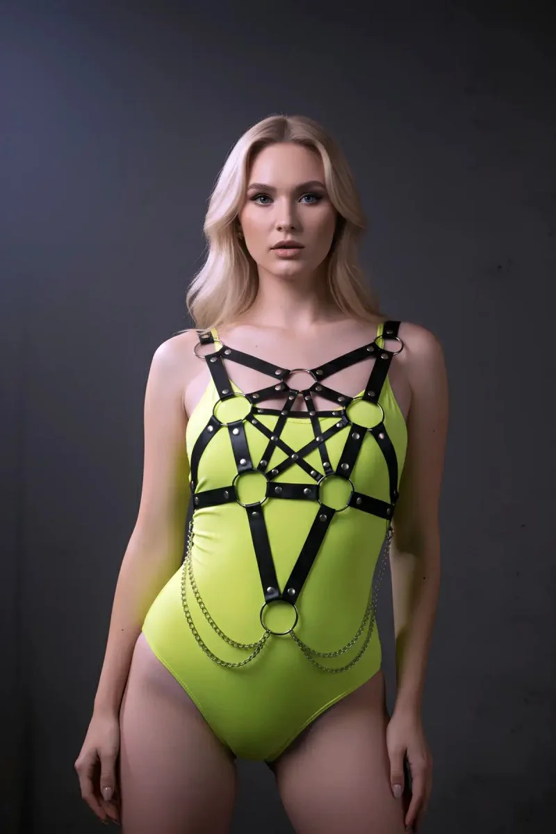 Zincir Detaylı Şık Deri Göğüs Harness, Büstiyer Harness, Deri Göğüs Harness- Brf1399