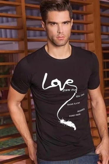 Berrak Erkek  Love Baskılı T Shirt 1037