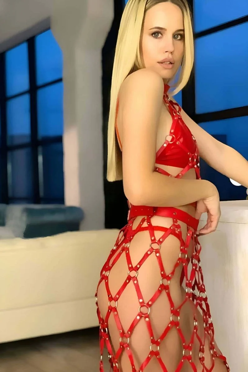 Şık Deri Göğüs Ve Etek Seksi Takım Harness - Brf995
