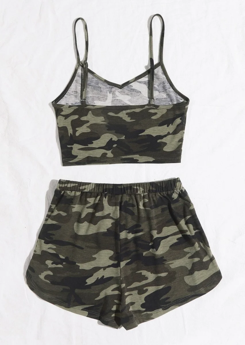 Kadın Kamuflaj Desenli Askılı Crop Top Ve Şortlu Gecelik Takım