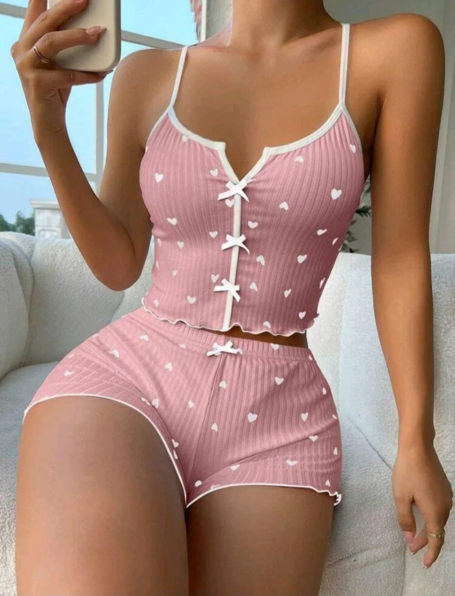 Kadın Pembe Kalpli Askılı Şortlu Pijama Takım 6654