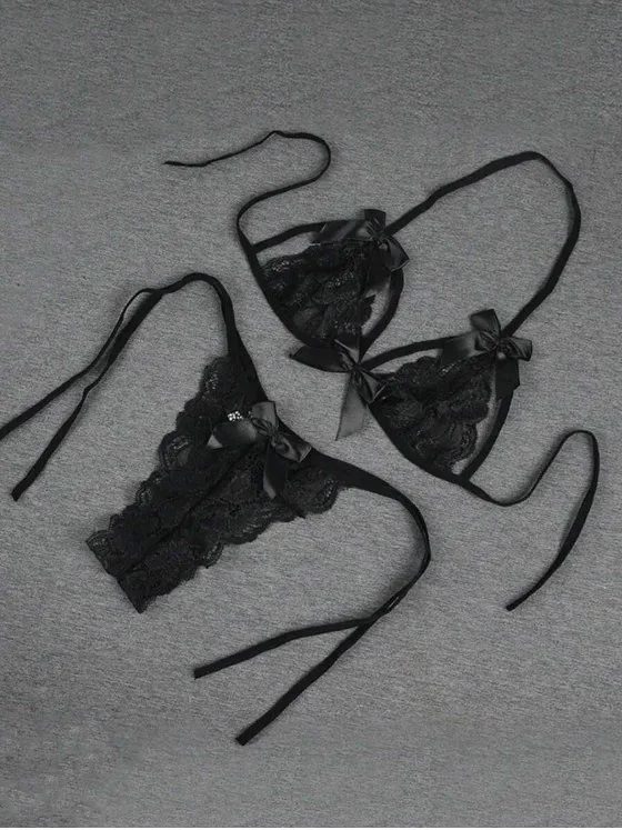 Fantezi Seksi Siyah Fiyonk Süslemeli Dantelli Sütyen String Takımı