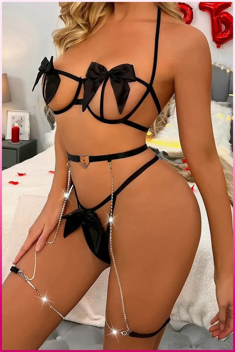 Siyah Göğüs Fiyonklu Balenli Seksi Jartiyer Takım