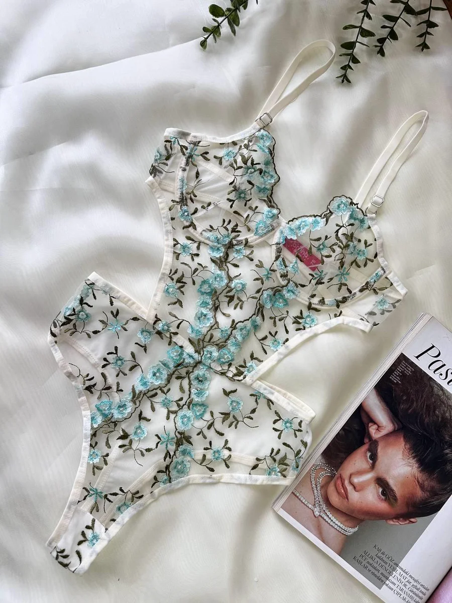 Yeşil Çiçek Büyük Desenli Bodysuit