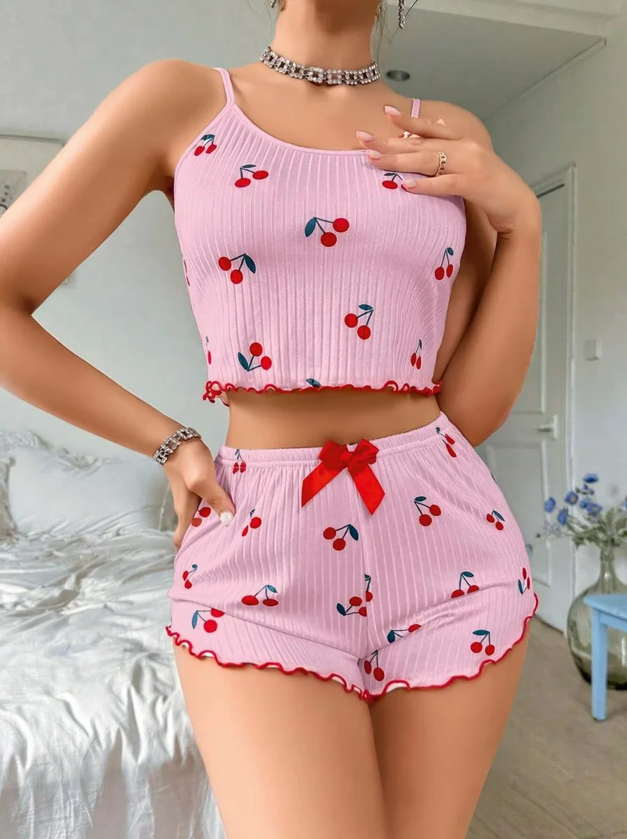 Pembe Kiraz Desenli Askılı Şortlu Pijama