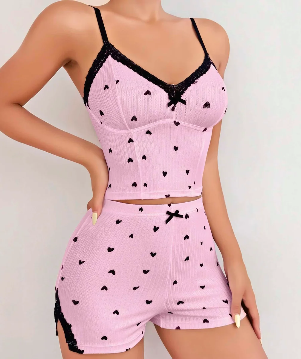 Pembe Kalp Desenli Askılı Şortlu Pijama Takım