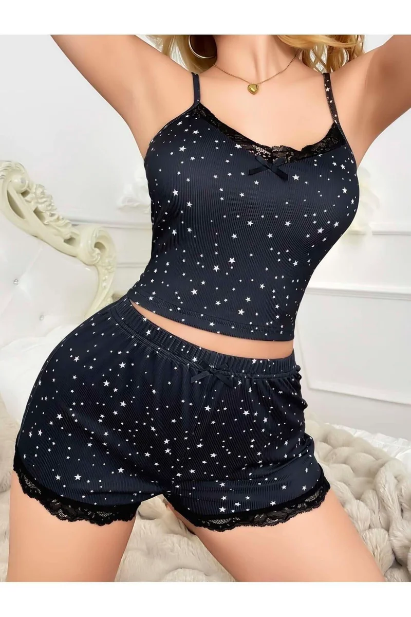 Yıldız Desenli Askılı Şortlu Pijama Takımı