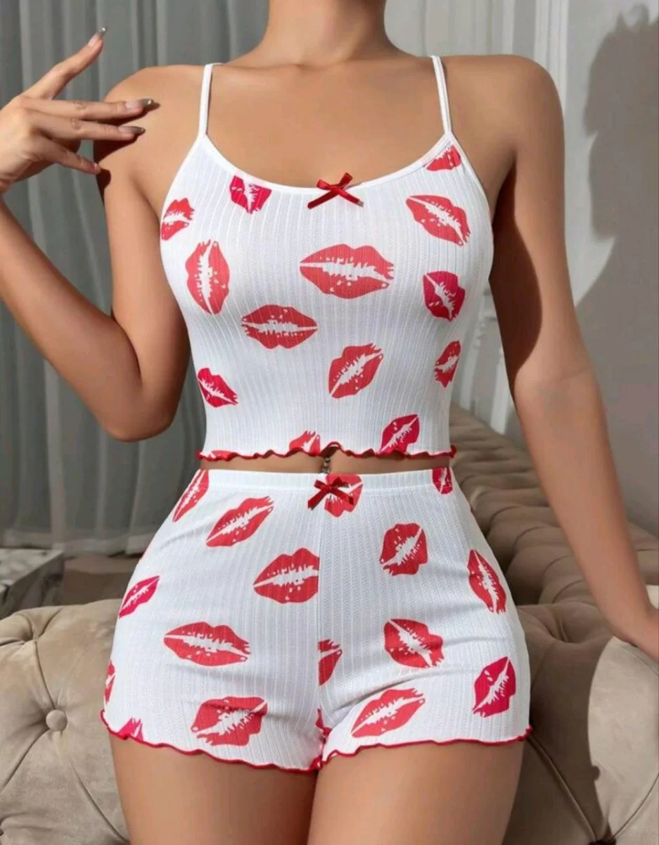 Kadın Beyaz Dudak Desenli Seksi Gecelik Takım 6642