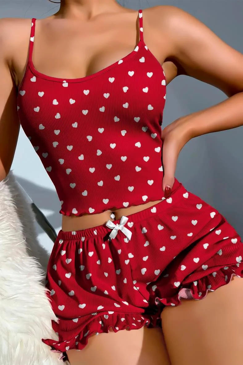 Pamuklu Kırmızı Üstüne Beyaz Kalp Desen Fitilli Askılı Şortlu Pijama Takımı