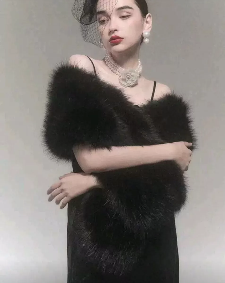 Kürk Orijinal Siyah Seksi Omuzluk Şık Kürk