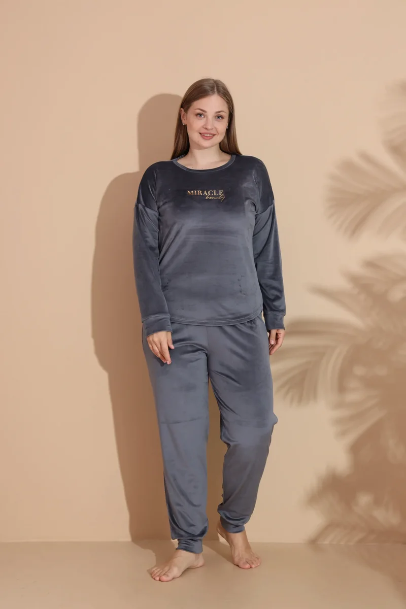 Estiva 25393 Uzun Kol Battal Kadife Pijama Takımı