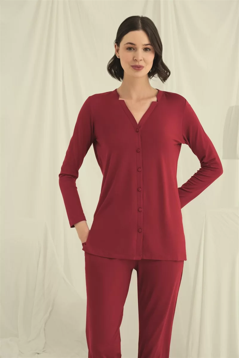 Uzun Kollu Düğmeli V Yaka Pijama Takımı