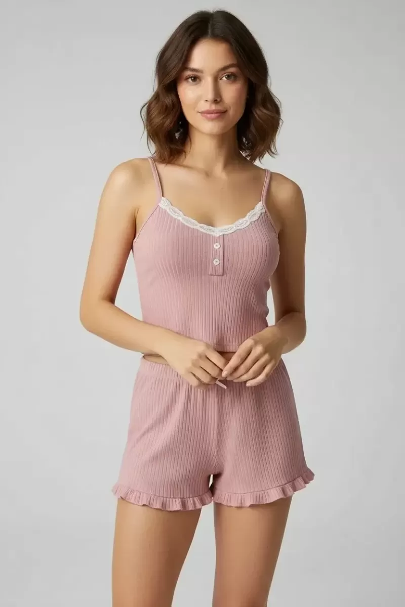 Kadın Pudra Dantel Detaylı Şortlu Gecelik Pijama Takımı Şık Rahat 2’li Set
