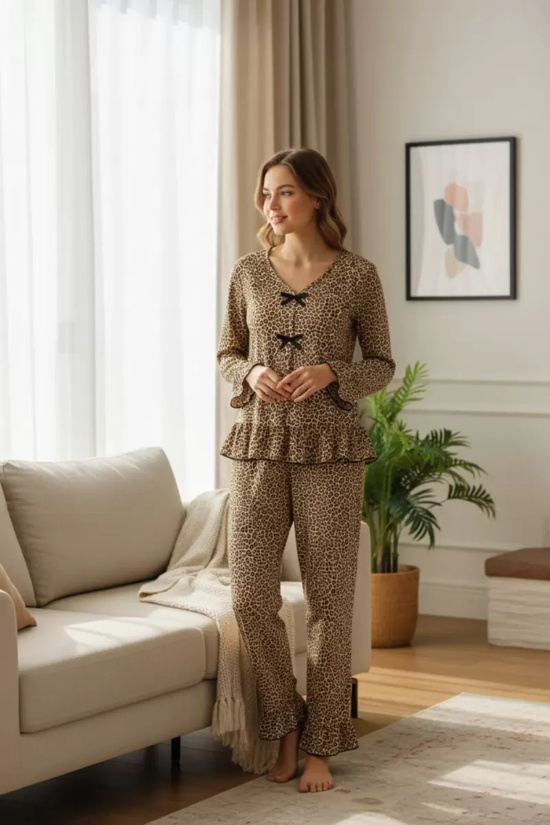 Kadın Leopar Desenli Fiyonk Detaylı Uzun Kollu Ev Giyim Pijama Takımı Premium Homewear