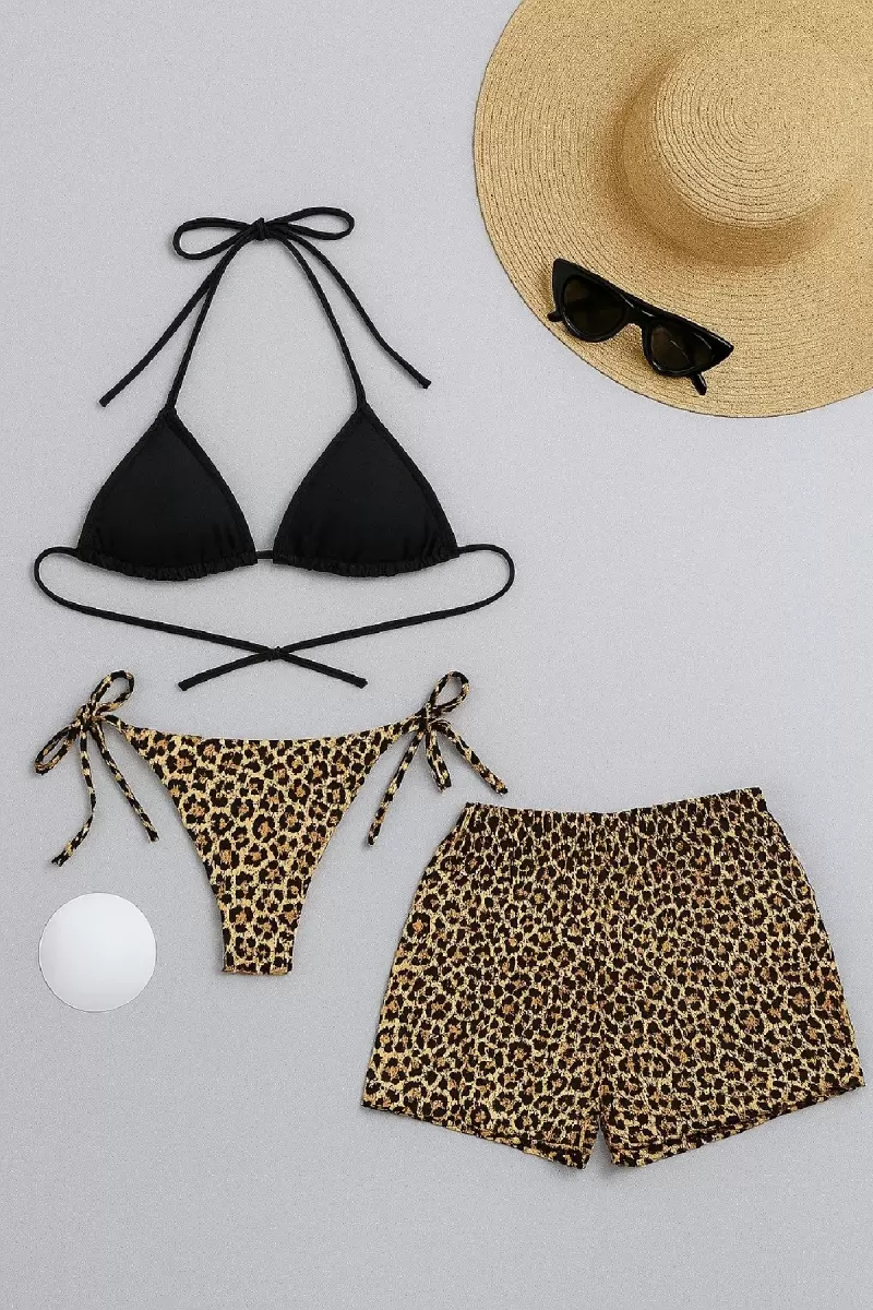 Siyah Leopar Desenli 3’lü Bikini Takımı Şortlu Yandan Bağlamalı Esnek Kumaş Kadın Mayo Seti